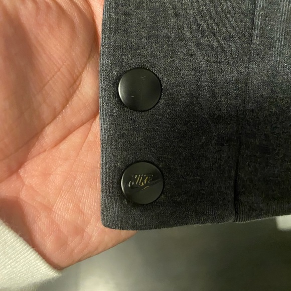 Nike Tech Fleece Jacket - Picture 5 of 8
